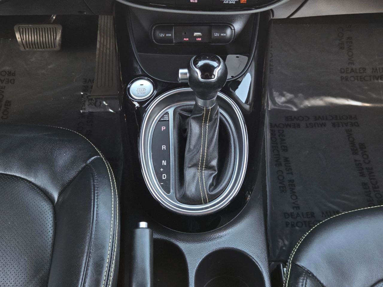 Used 2015 Kia Soul + w/ Primo Package FWD image 21