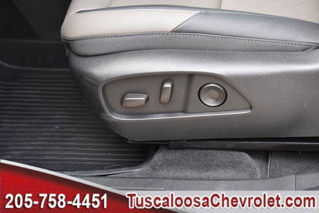 New 2026 Chevrolet Equinox LT w/ Convenience Package II image 16