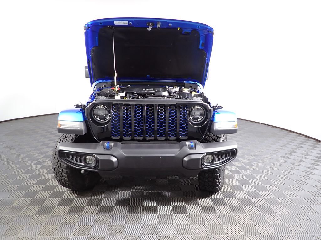 Used 2023 Jeep Gladiator Willys image 8