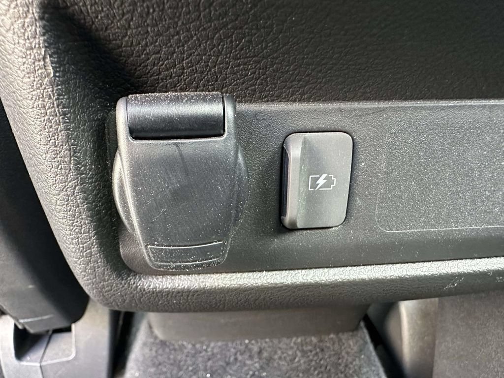 Used 2021 INFINITI QX50 Luxe FWD image 15