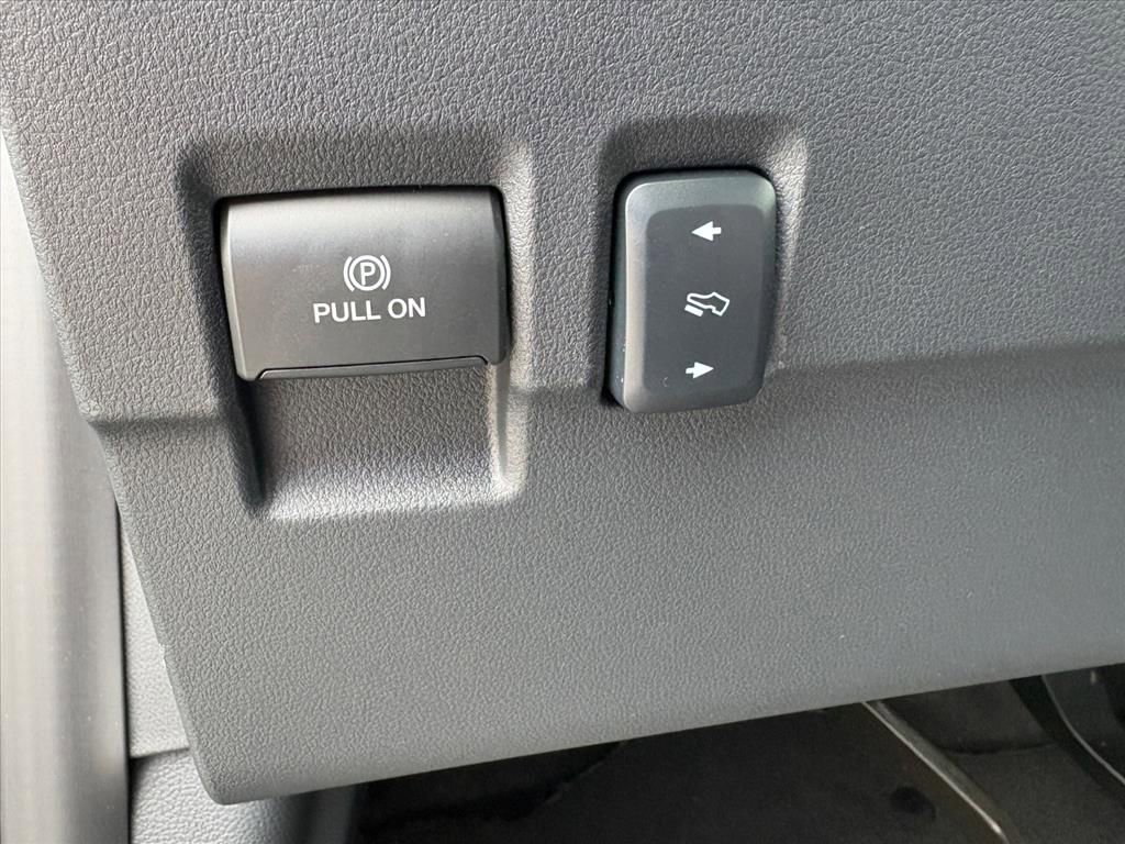 New 2026 Ford F250 Lariat w/ Black Appearance Package image 14