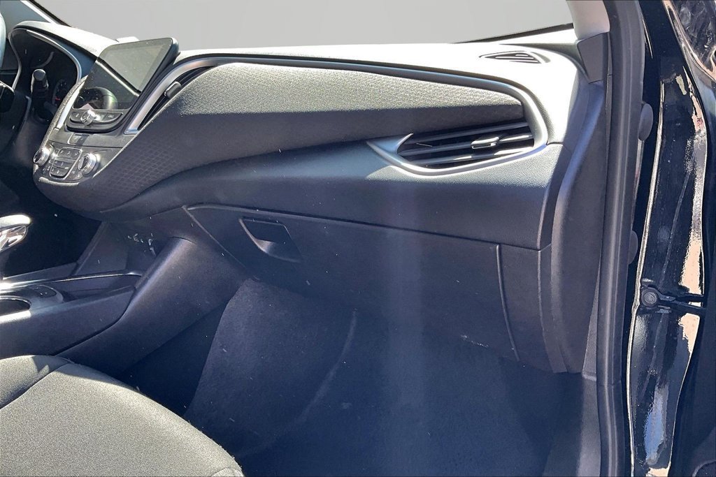Used 2024 Chevrolet Malibu LT w/ Midnight Edition FWD image 23