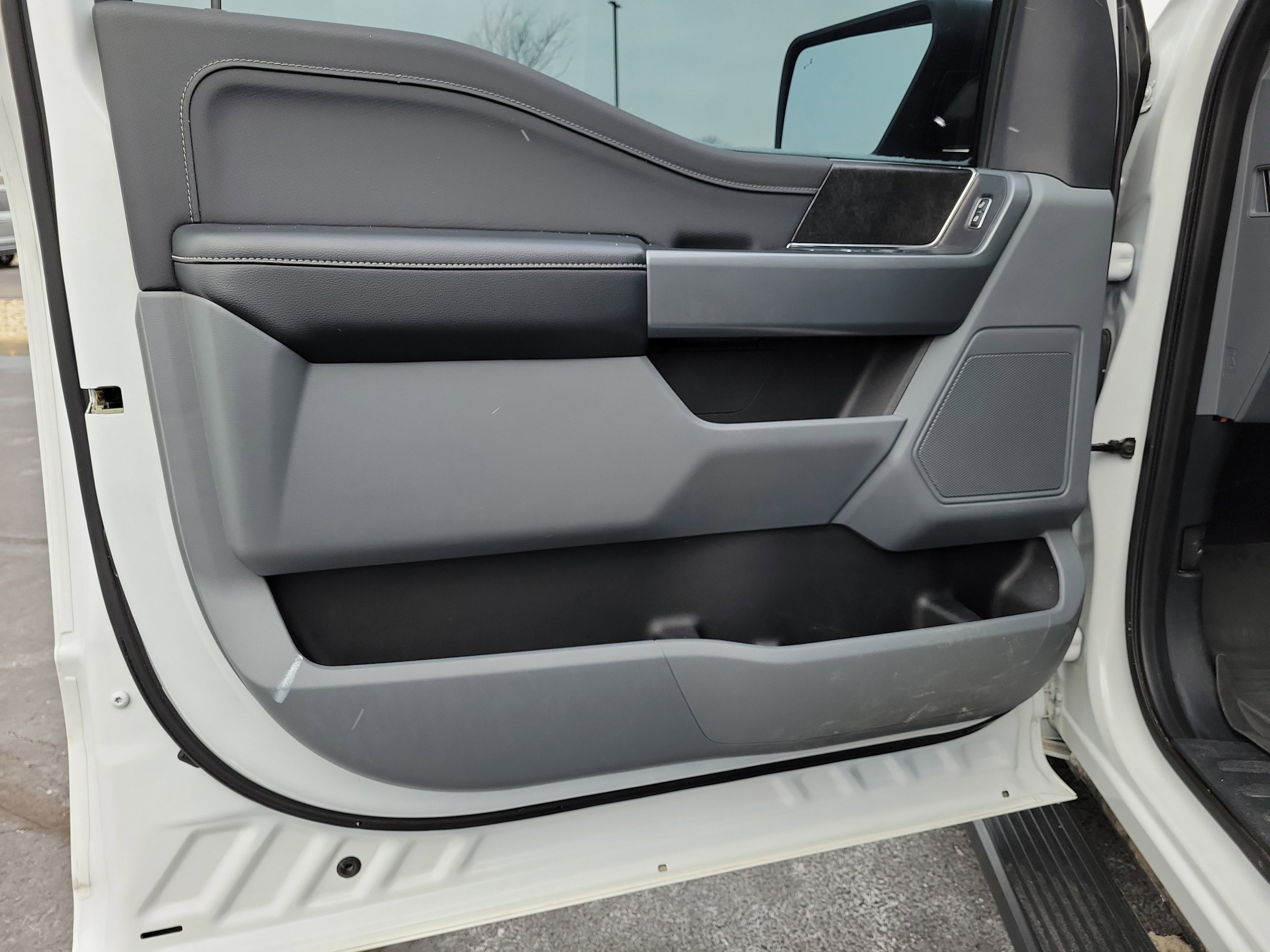 Certified 2021 Ford F150 XLT w/ Equipment Group 301A Mid image 16