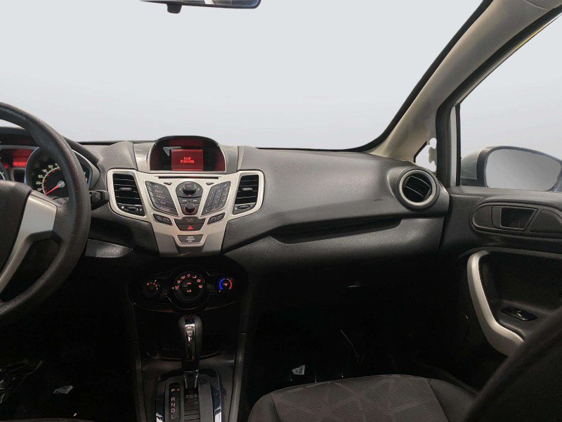 Used 2012 Ford Fiesta SE FWD image 18