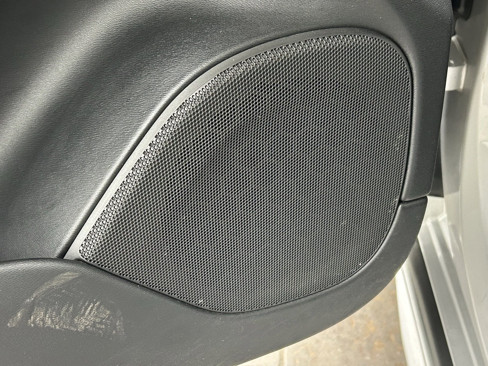 Used 2021 Volvo XC90 T5 Momentum w/ Climate Package image 26