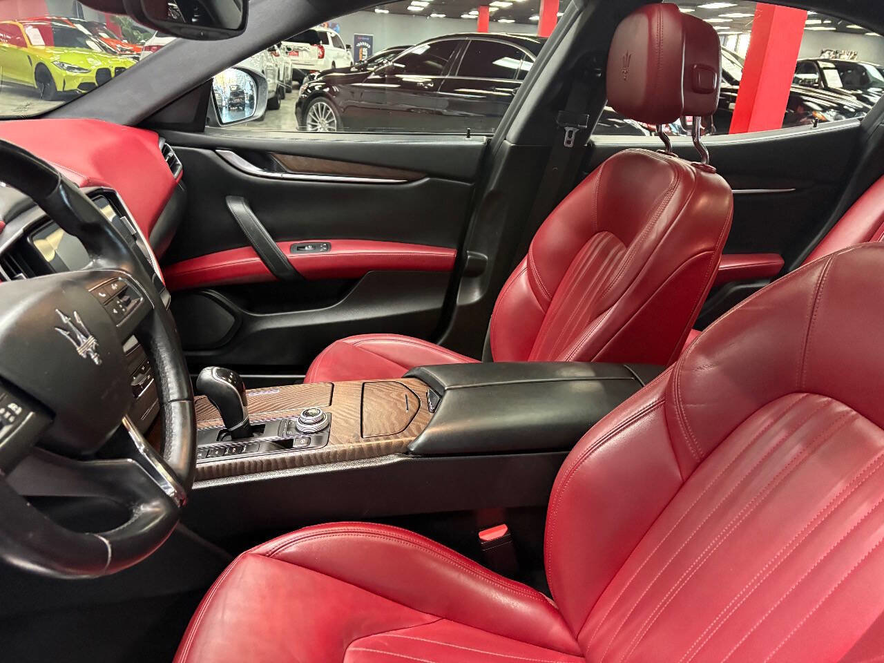 Used 2018 Maserati Ghibli S image 21