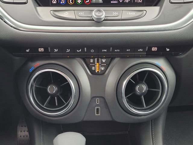 Used 2021 Chevrolet Blazer LT w/ Redline Edition FWD image 18