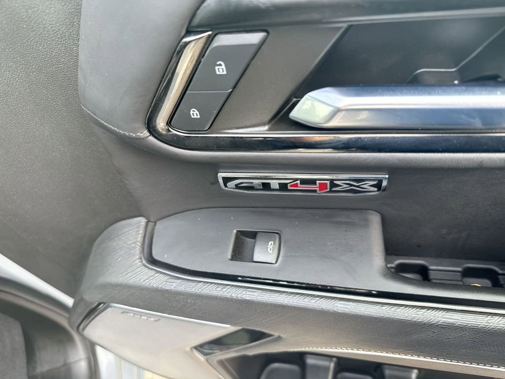 Used 2024 GMC Sierra 1500 AT4X image 32