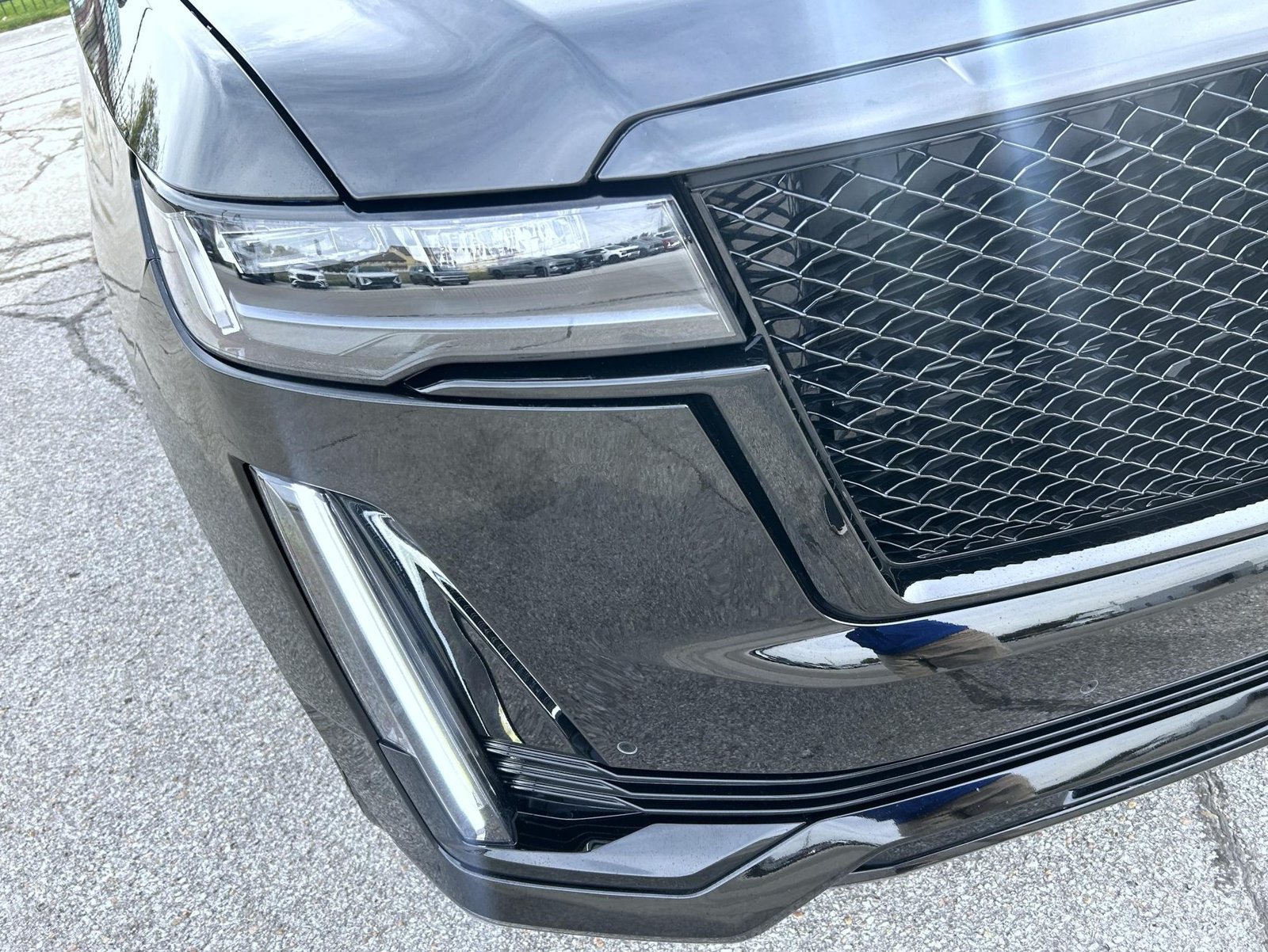 Certified 2022 Cadillac Escalade Sport AWD/4WD image 10