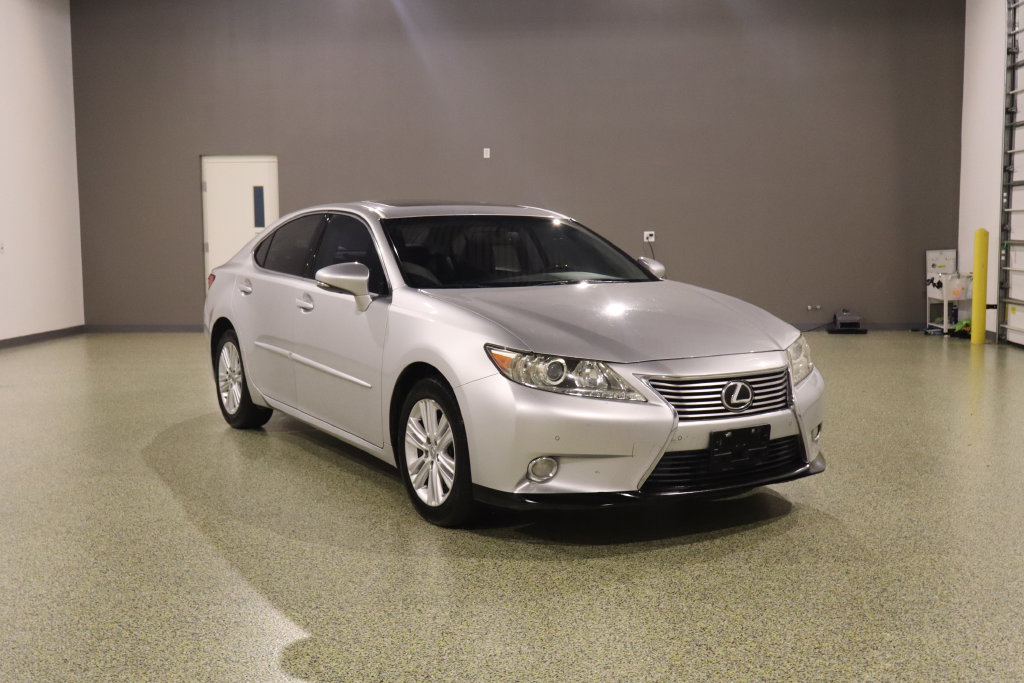 Used 2013 Lexus ES 350 w/ Premium Pkg FWD image 1