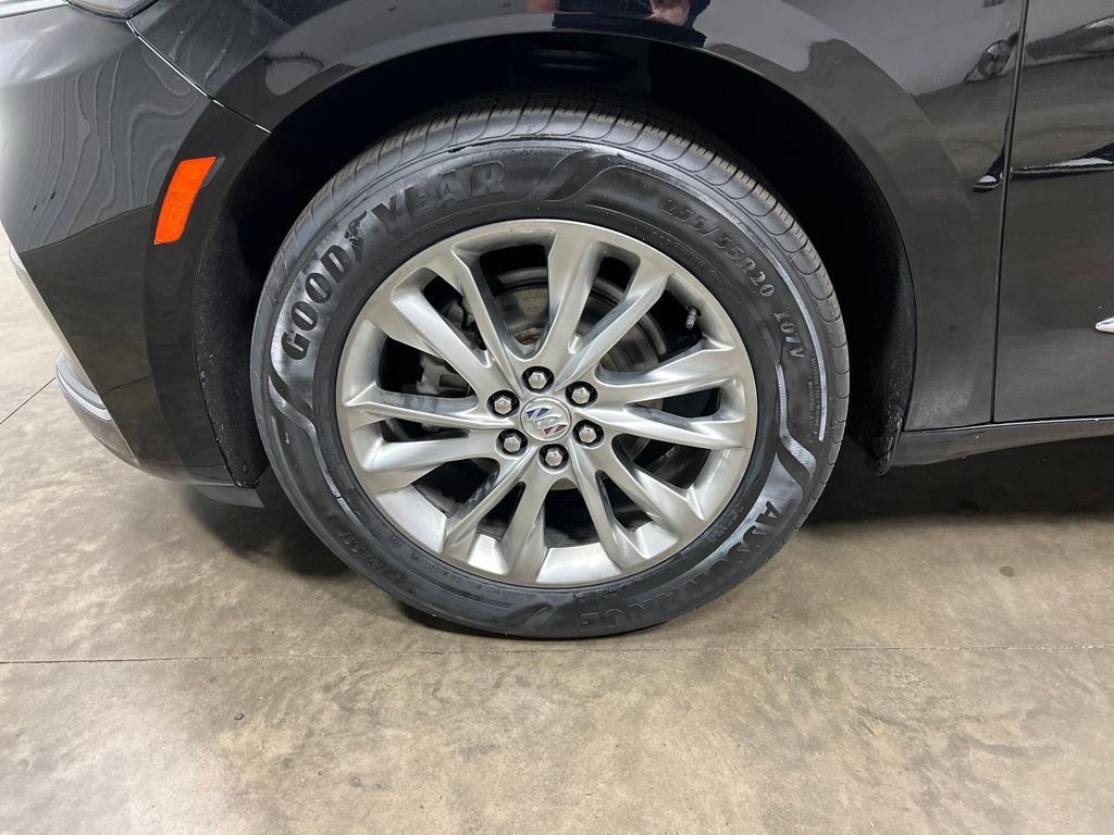 Used 2023 Buick Enclave Avenir w/ Avenir Technology Package AWD/4WD image 12