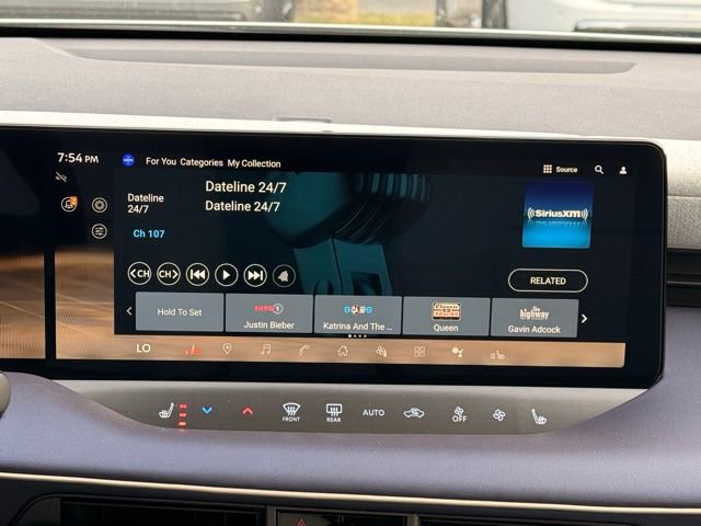 New 2026 Nissan Leaf SV+ w/ Floor Mat Package (SV+) image 24
