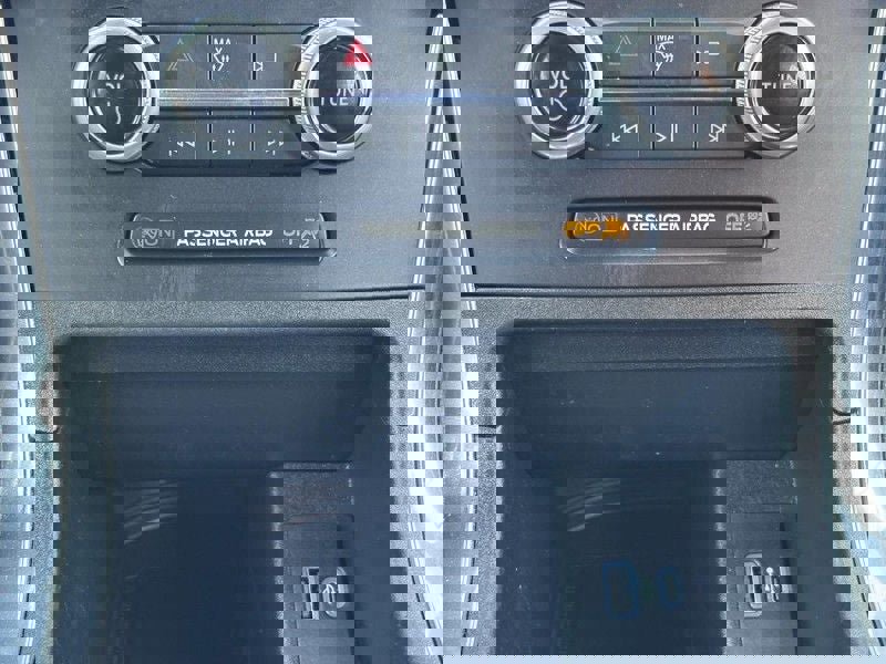 Used 2022 Ford Edge Titanium w/ Equipment Group 301A image 14