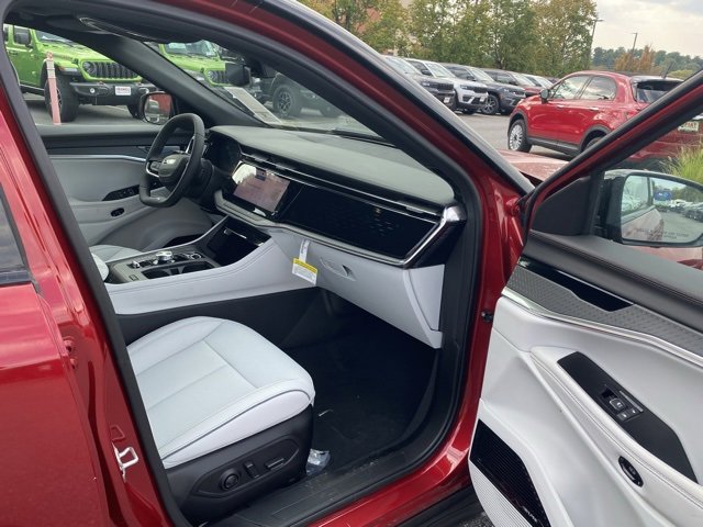 New 2025 Jeep Wagoneer S Limited image 29