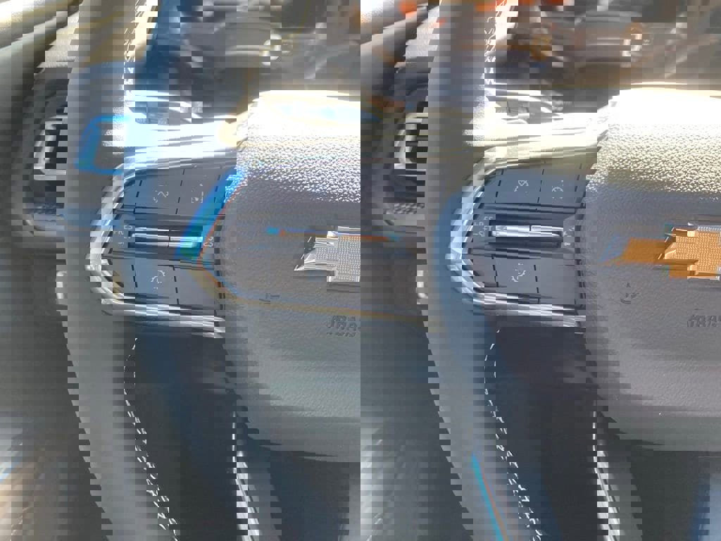 New 2025 Chevrolet Traverse LT w/ Sun and Wheel Package image 15