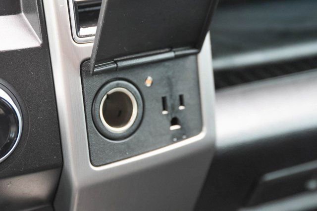 Used 2020 Ford F150 Platinum w/ Equipment Group 701A Luxury image 31