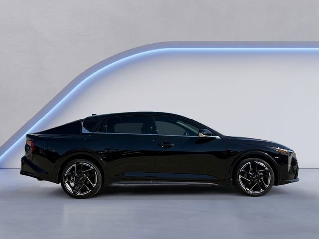 Used 2025 Kia K4 GT-Line w/ GT-Line Premium Package image 28