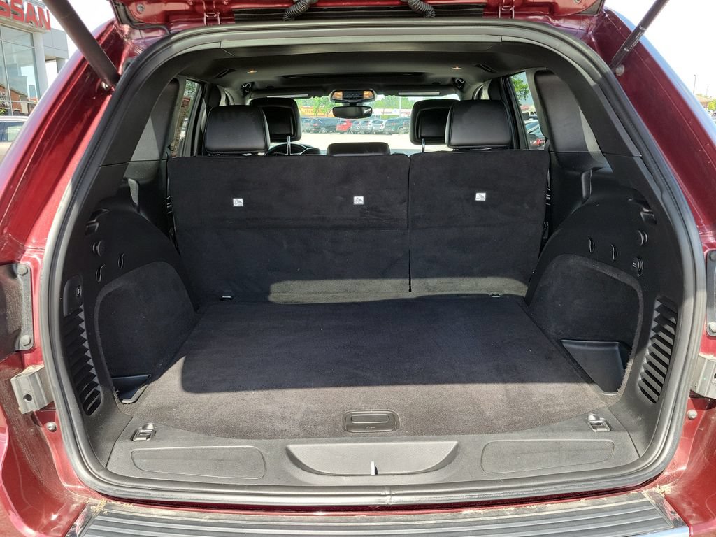 Used 2021 Jeep Grand Cherokee Limited AWD/4WD image 36