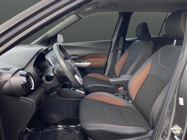 Used 2020 Nissan Kicks SR w/ Exterior Package image 4