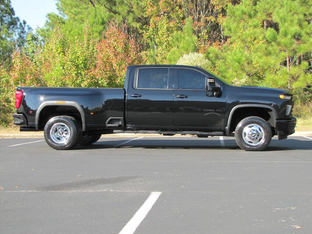 Used 2020 Chevrolet Silverado 3500 High Country AWD/4WD image 4