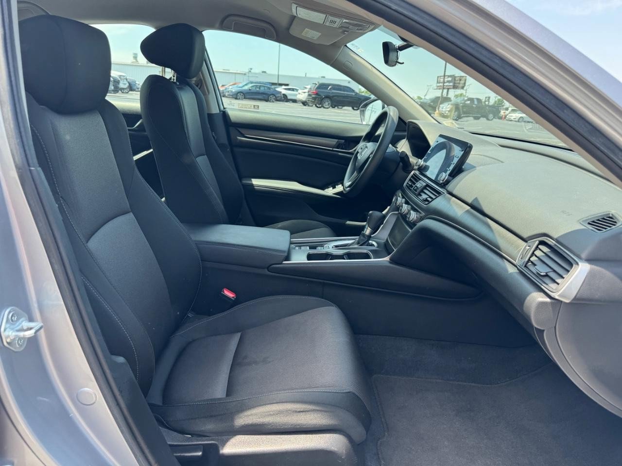 Certified 2022 Honda Accord LX image 17