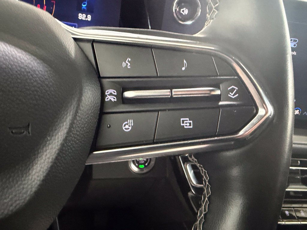 Used 2025 Chevrolet Traverse LT FWD image 22