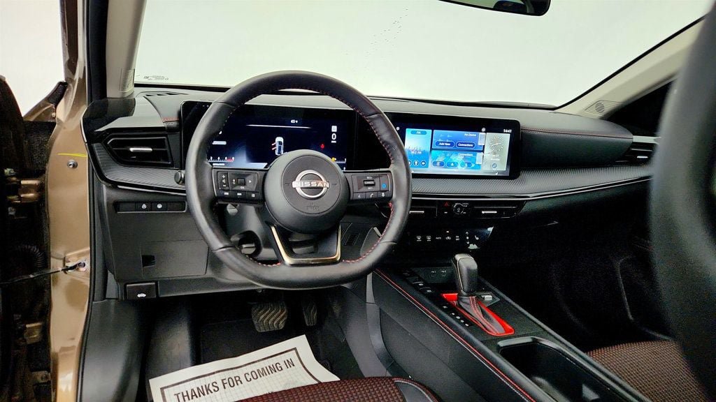 Used 2025 Nissan Kicks SR w/ SR Premium Package AWD/4WD image 13