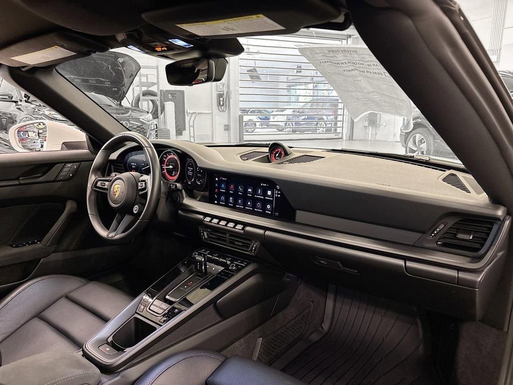 Certified 2023 Porsche 911 Carrera GTS RWD image 24