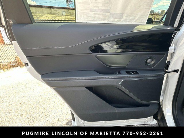 New 2025 Lincoln Nautilus Premier w/ Equipment Group 102A image 22