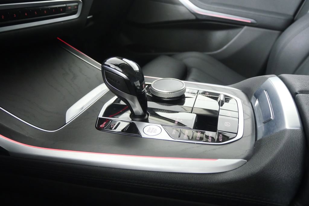 Used 2021 BMW X7 xDrive40i w/ Premium Package image 27