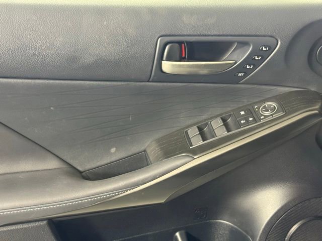 Used 2022 Lexus IS 300 AWD w/ Premium Package image 15