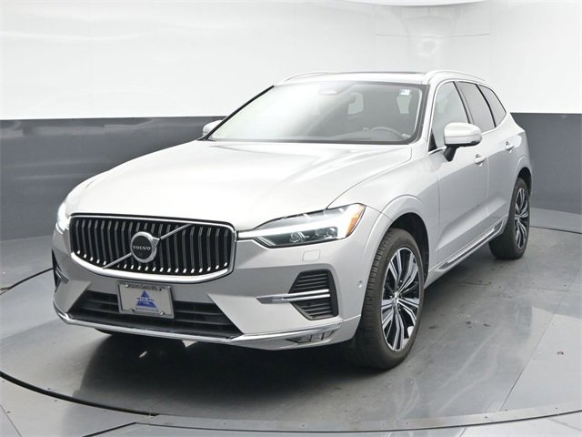 Used 2022 Volvo XC60 B5 Inscription w/ Advanced Package image 3