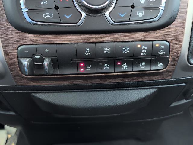 Used 2018 RAM 3500 Laramie w/ Convenience Group AWD/4WD image 31