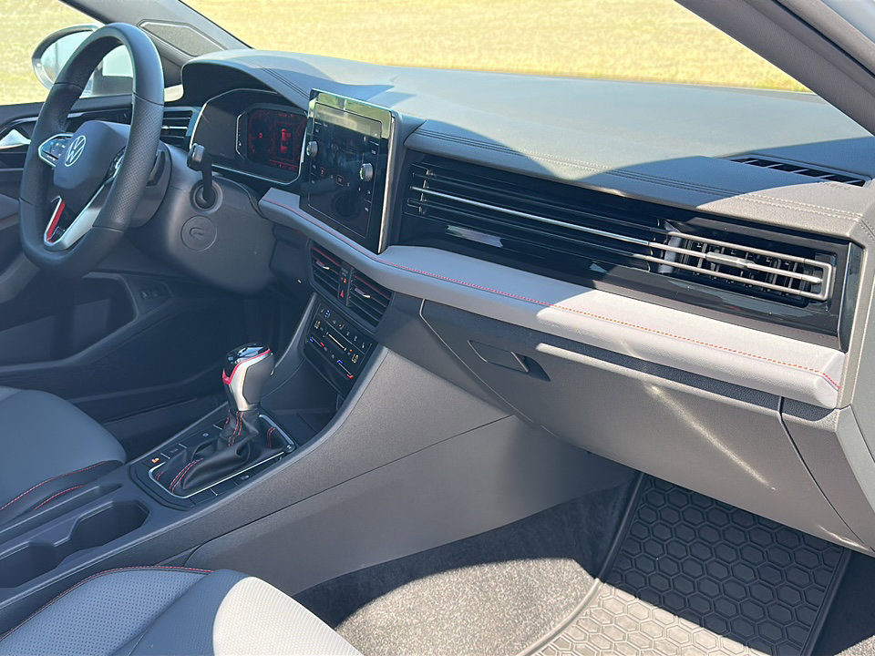 Used 2025 Volkswagen Jetta GLI Autobahn image 22