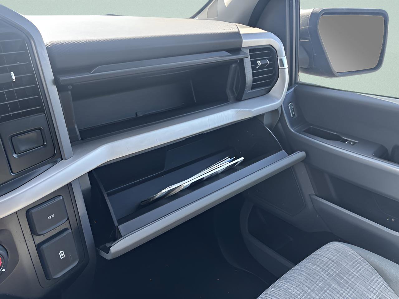 Used 2023 Ford F150 XLT image 27