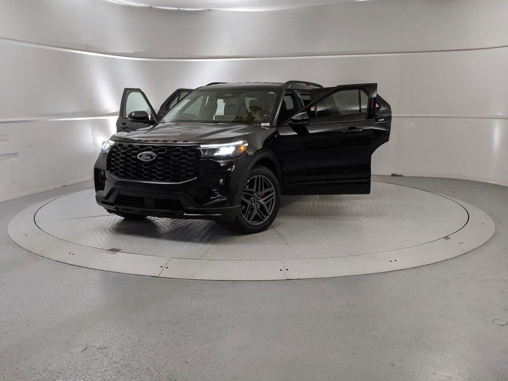 New 2025 Ford Explorer ST-Line w/ Premium Package image 12