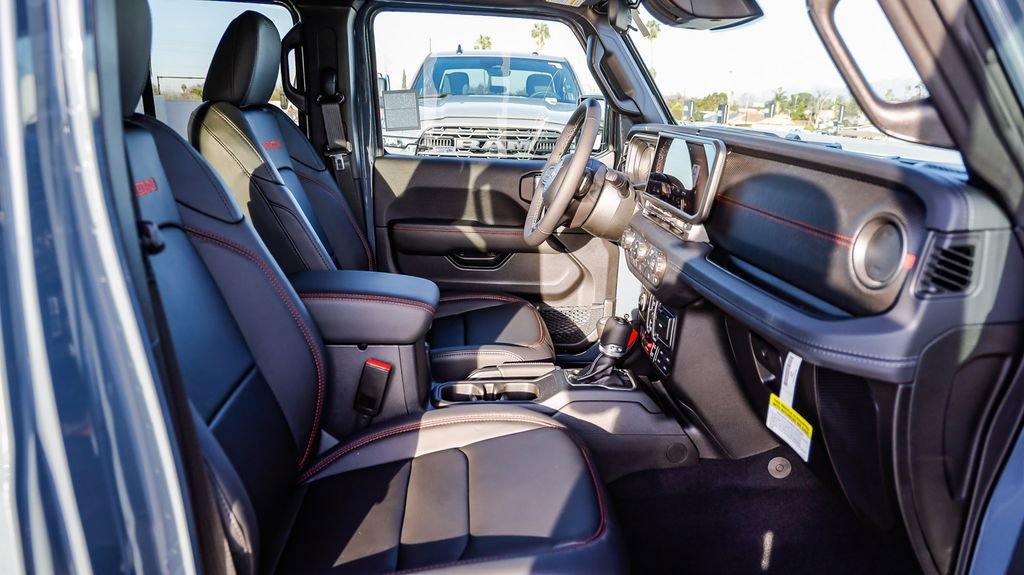 New 2026 Jeep Wrangler Unlimited Rubicon AWD/4WD image 21