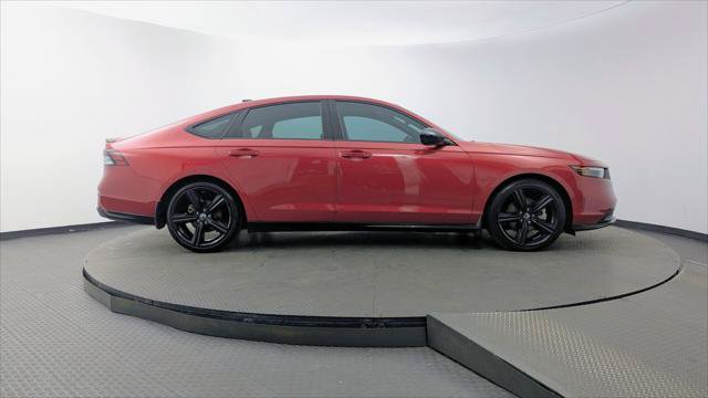 Used 2023 Honda Accord Sport image 9