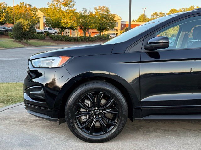 Used 2024 Ford Edge SE w/ Black Appearance Package AWD/4WD image 12