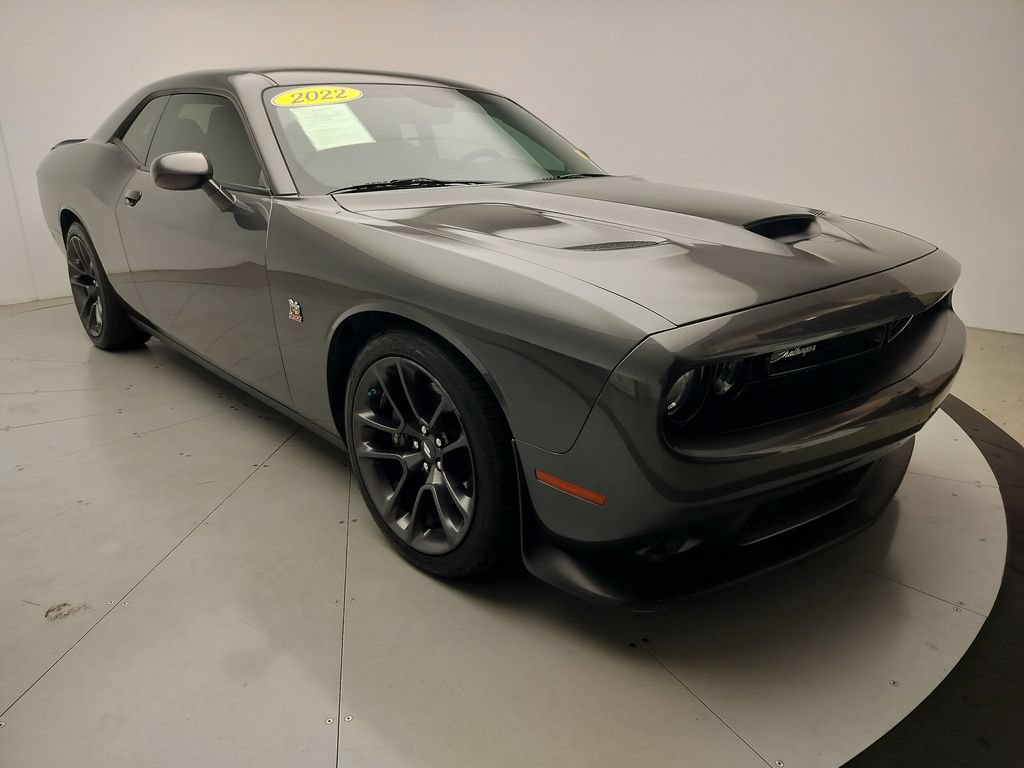 Used 2022 Dodge Challenger R/T Scat Pack RWD image 2