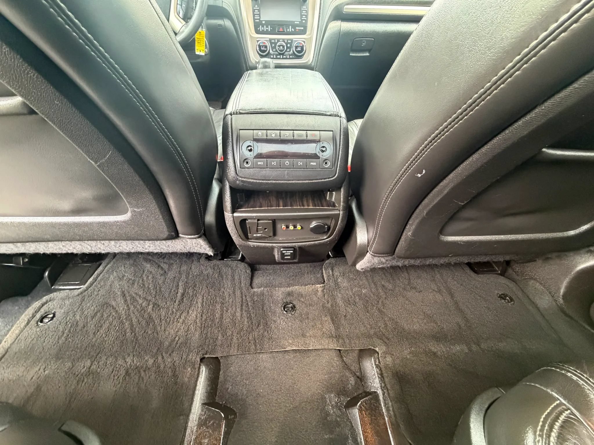 Used 2014 GMC Acadia Denali AWD/4WD image 31