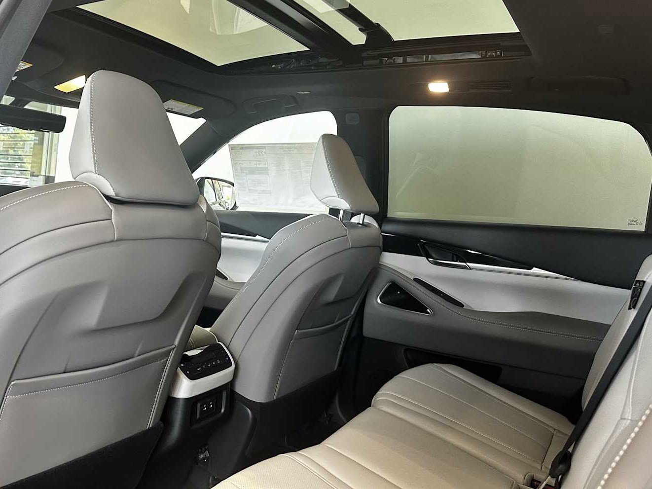 New 2027 INFINITI QX65 Sport AWD/4WD image 11