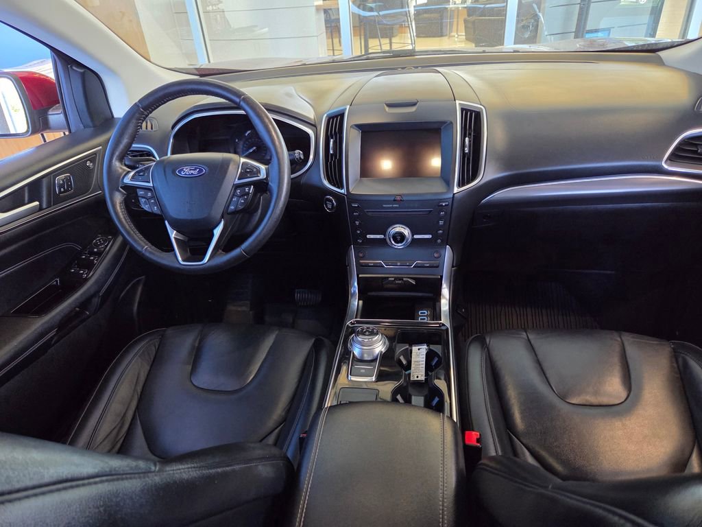 Used 2019 Ford Edge Titanium w/ Cold Weather Package AWD/4WD image 35