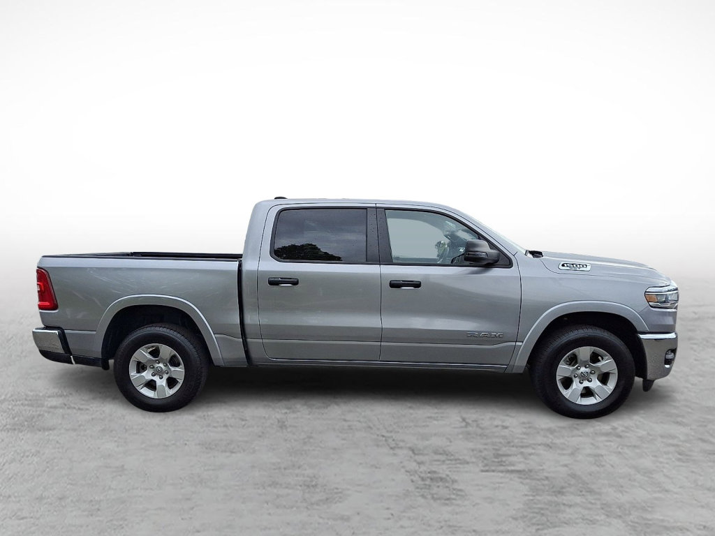 Used 2025 RAM 1500 Big Horn AWD/4WD image 6