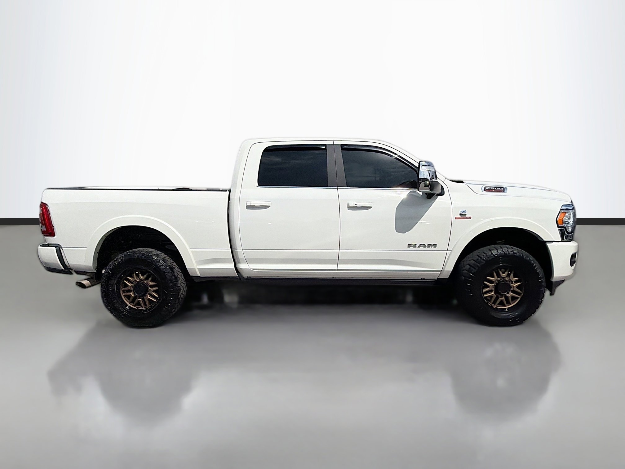 Used 2023 RAM 2500 Limited image 2