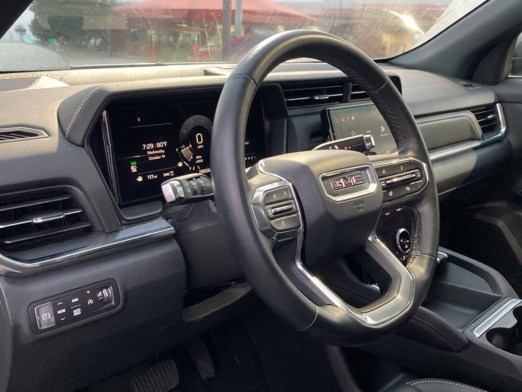 Used 2026 GMC Terrain Elevation w/ Elevation Premium Package AWD/4WD image 9