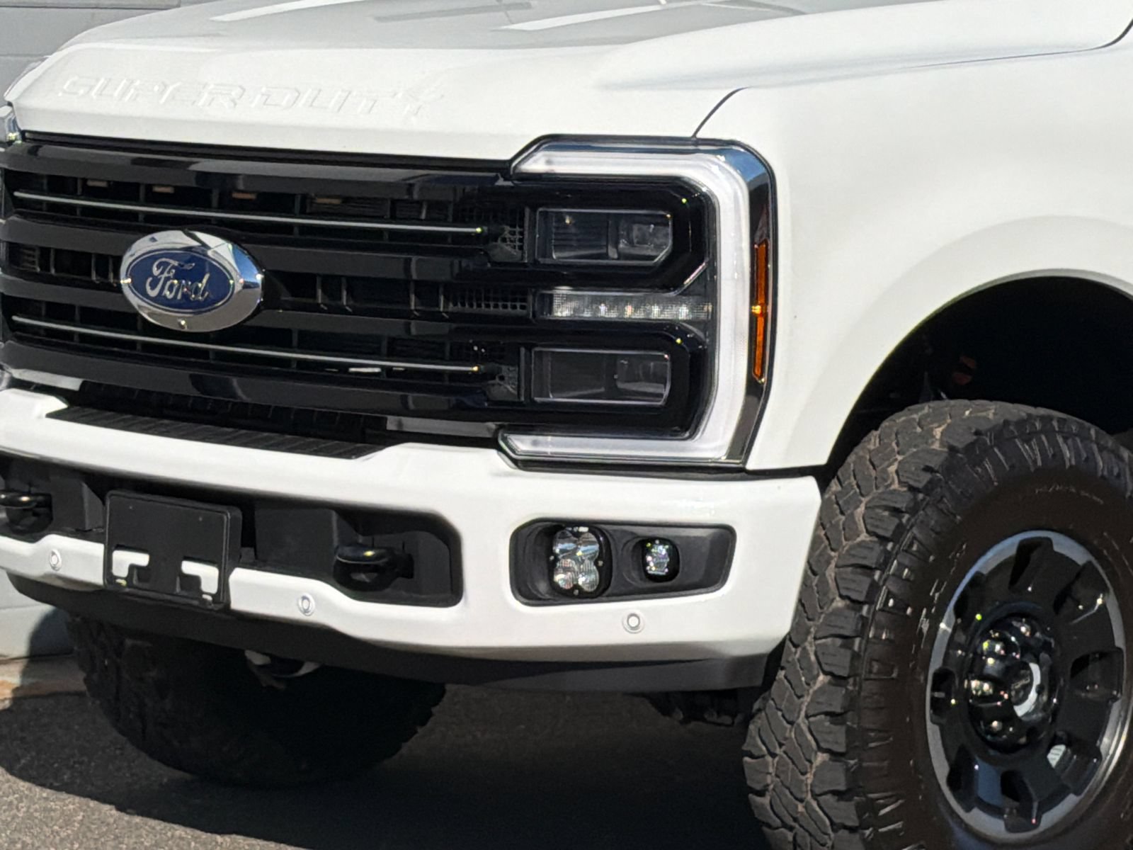Used 2025 Ford F350 Platinum w/ Tremor Off-Road Package AWD/4WD video 2