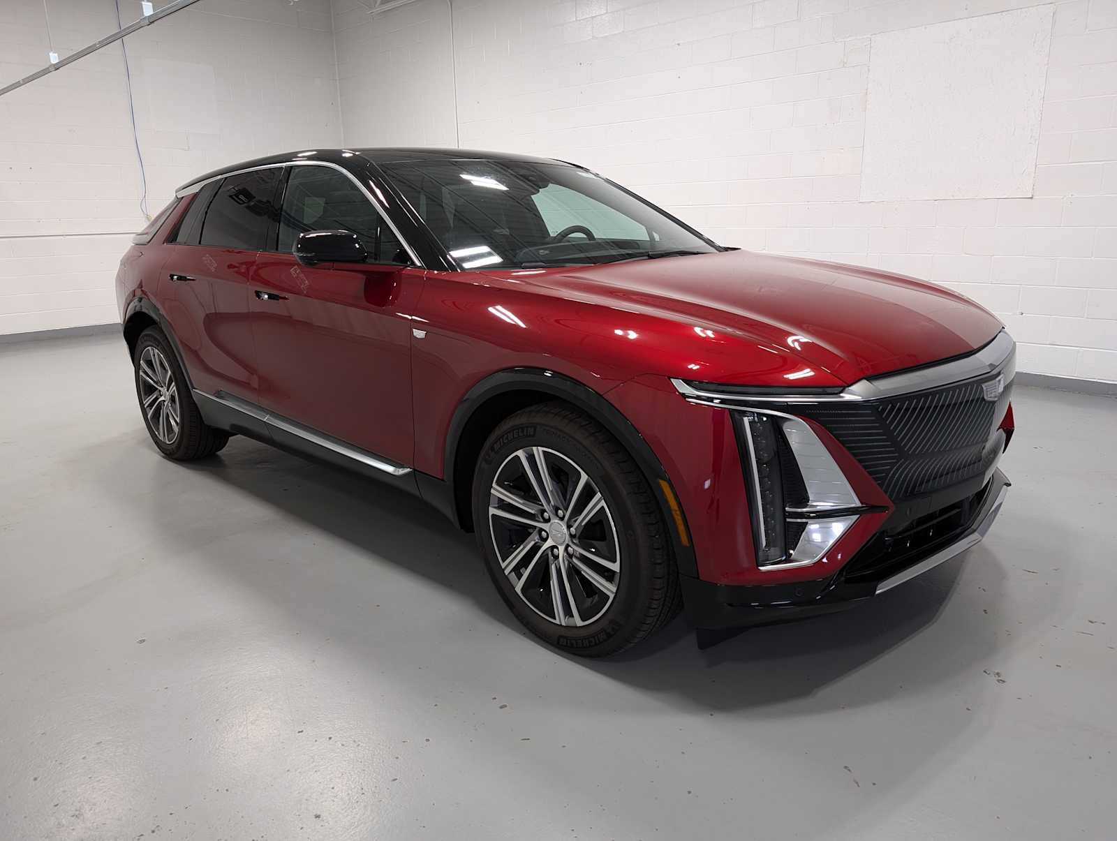 New 2025 Cadillac Lyriq Luxury image 6