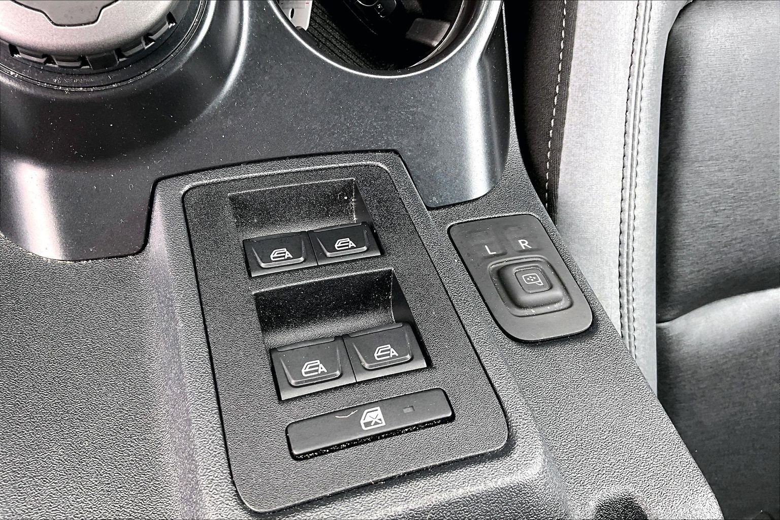 Used 2024 Ford Bronco Black Diamond AWD/4WD image 33