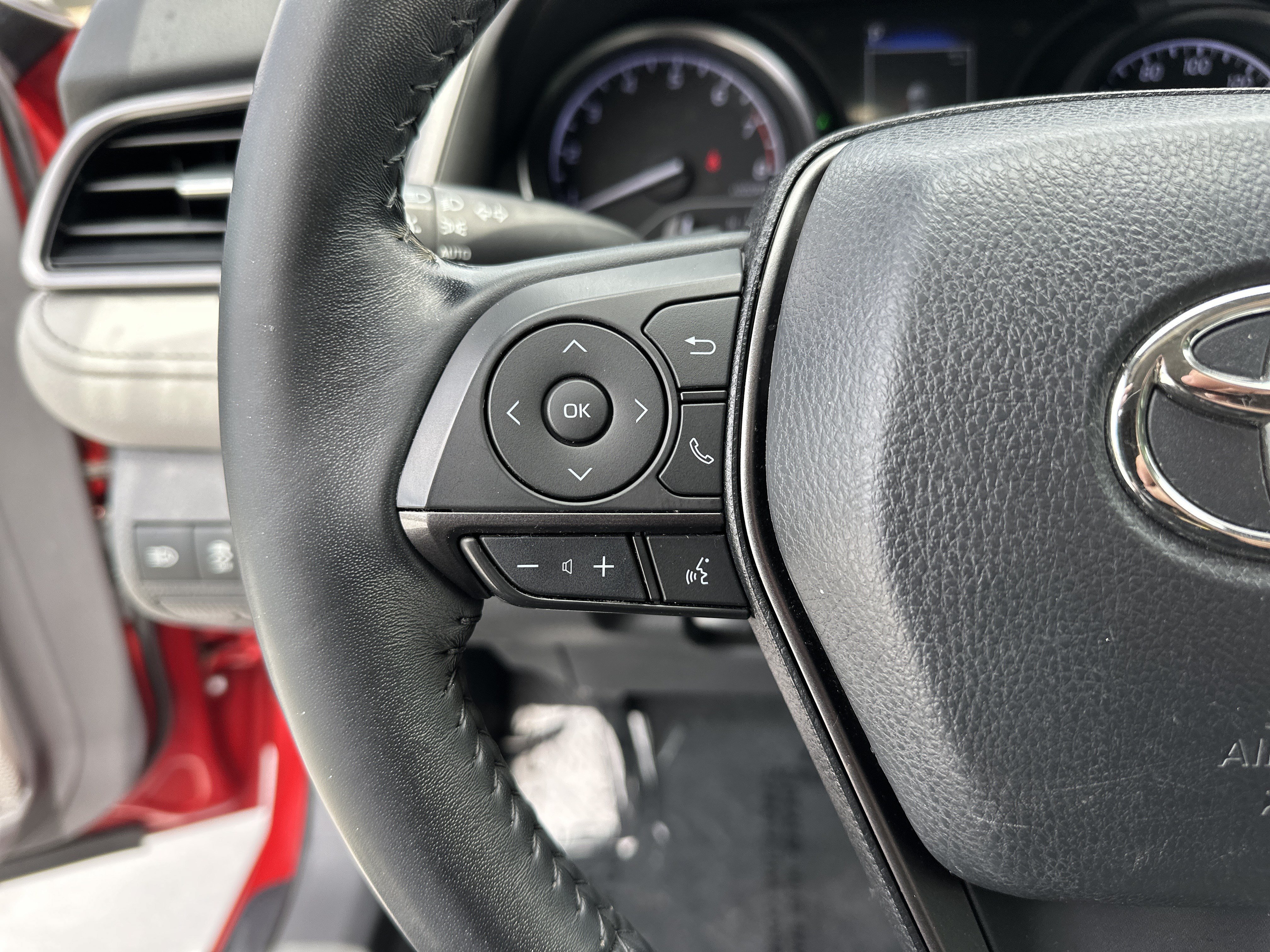 Certified 2022 Toyota Camry SE FWD image 19